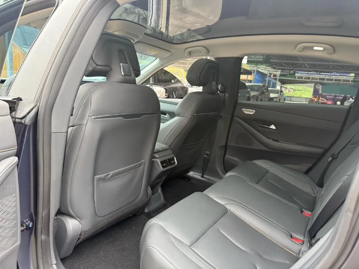 2022 DongFeng Forthing LingZhi EV BEV 68.4KWH,autocango,china used car exporter,china ev exporter,chinese used car exporter,chinese used ev exporter