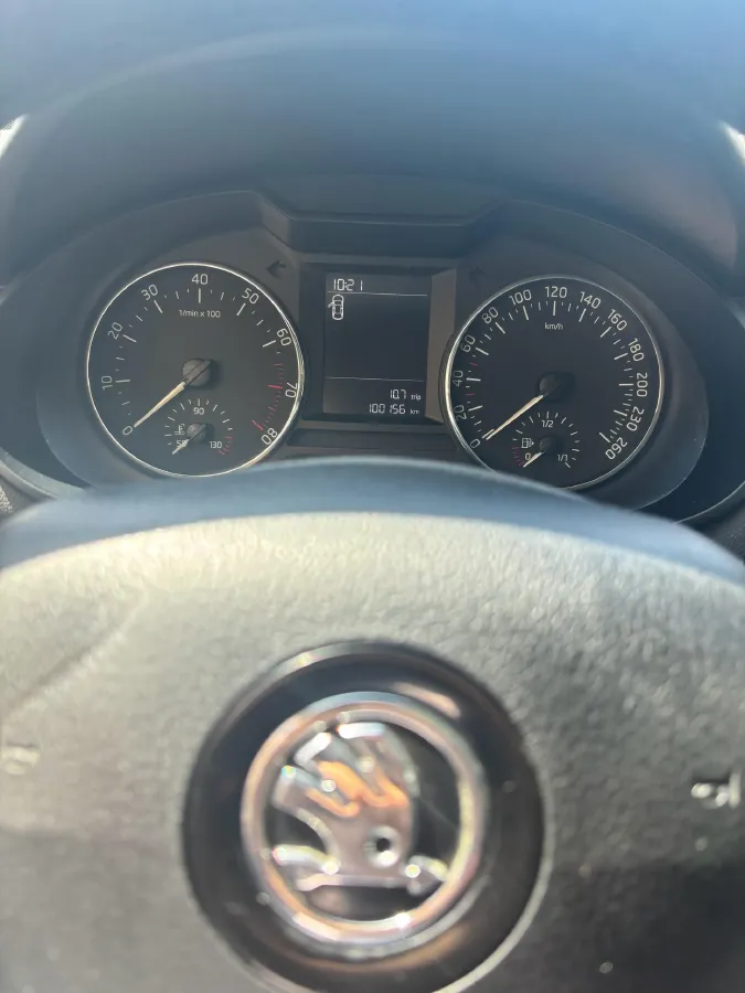 2017 Skoda Octavia 1.6L 110HP L4 6AT,autocango,china used car exporter,china ev exporter,chinese used car exporter,chinese used ev exporter