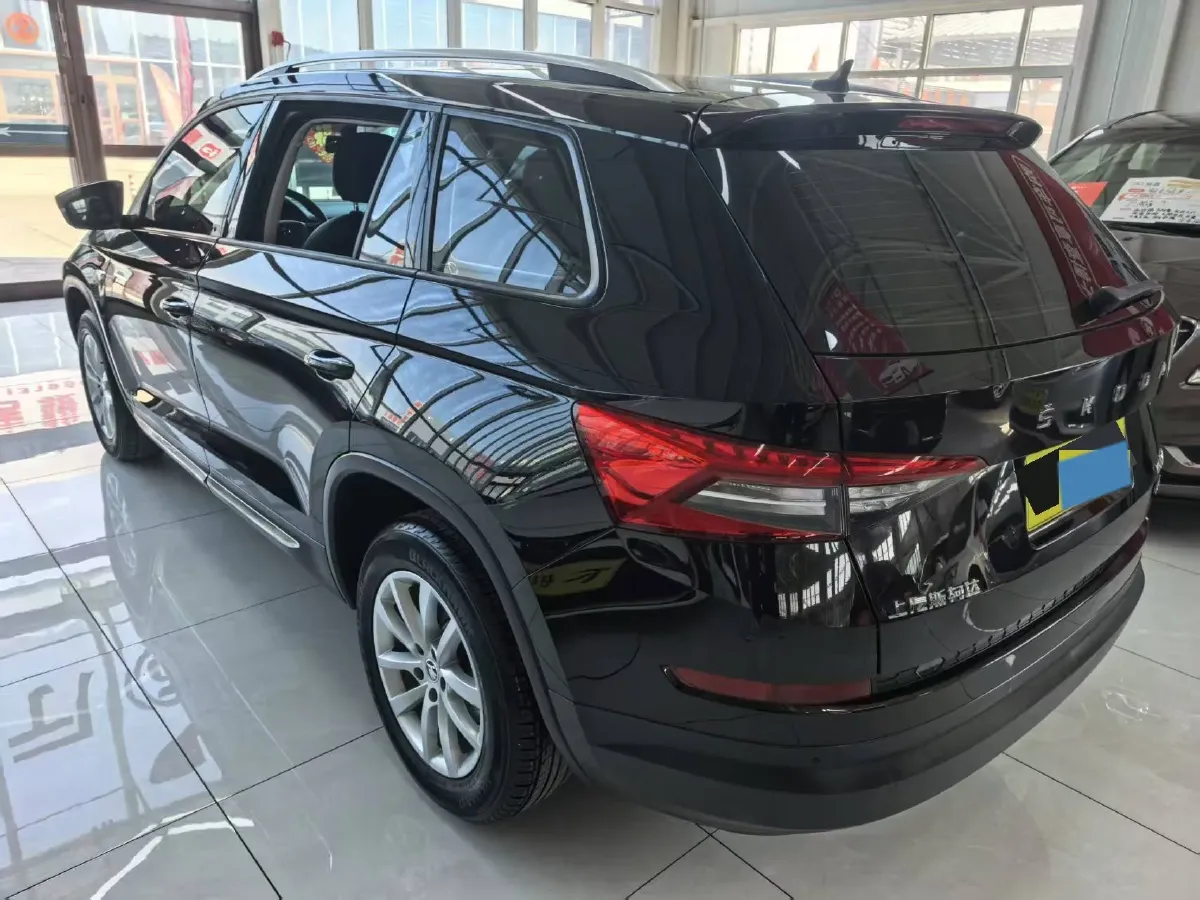 2019 Buick EnvisionPlus 1.5T 169HP L4 7DCT,autocango,china used car exporter,china ev exporter,chinese used car exporter,chinese used ev exporter