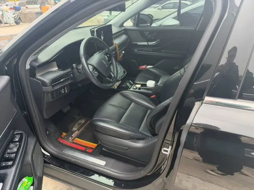 2022 Lincoln Corsair 2.0T 245HP L4 8AT,autocango,china used car exporter,china ev exporter,chinese used car exporter,chinese used ev exporter