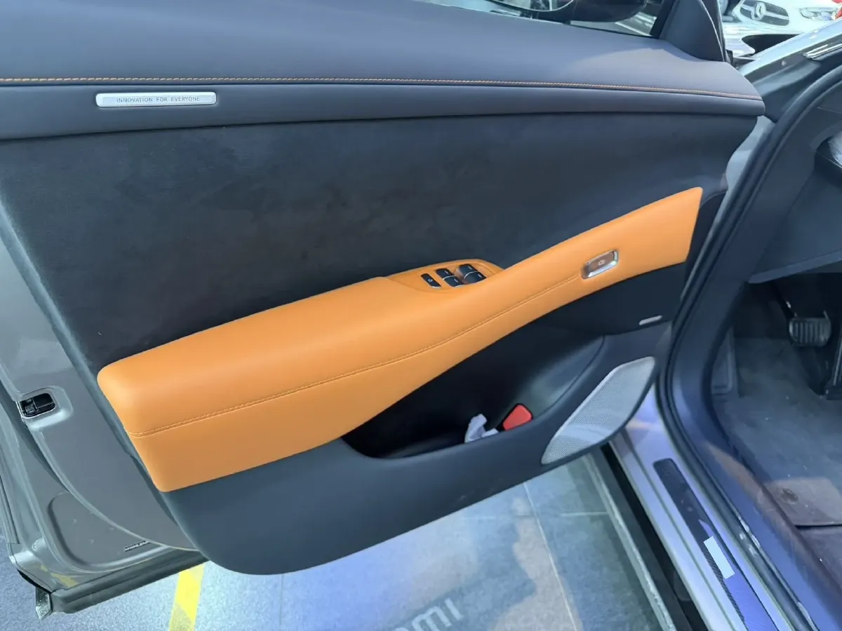 2025 MI YU7 BEV 101.7KWH,autocango,china used car exporter,china ev exporter,chinese used car exporter,chinese used ev exporter