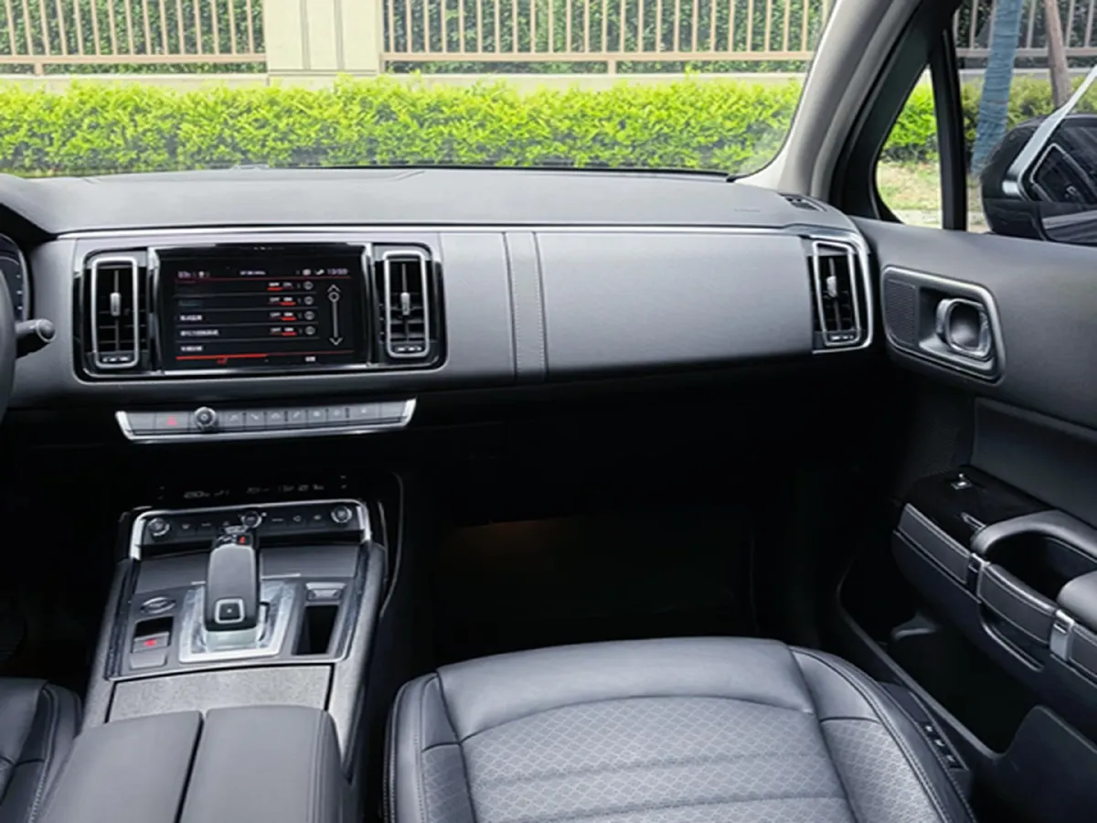 2020 Citroen C6 1.8T 211HP L4 8AT,autocango,china used car exporter,china ev exporter,chinese used car exporter,chinese used ev exporter