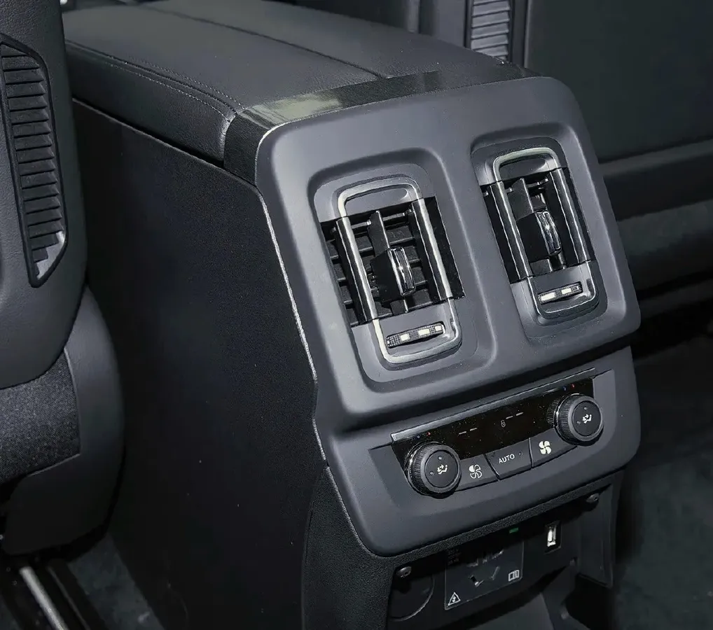 2020 Citroen C6 1.8T 211HP L4 8AT,autocango,china used car exporter,china ev exporter,chinese used car exporter,chinese used ev exporter