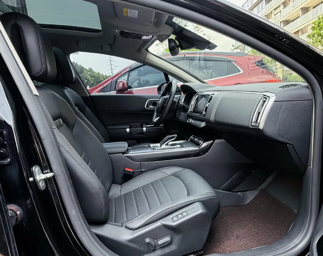 2020 Citroen C6 1.8T 211HP L4 8AT,autocango,china used car exporter,china ev exporter,chinese used car exporter,chinese used ev exporter