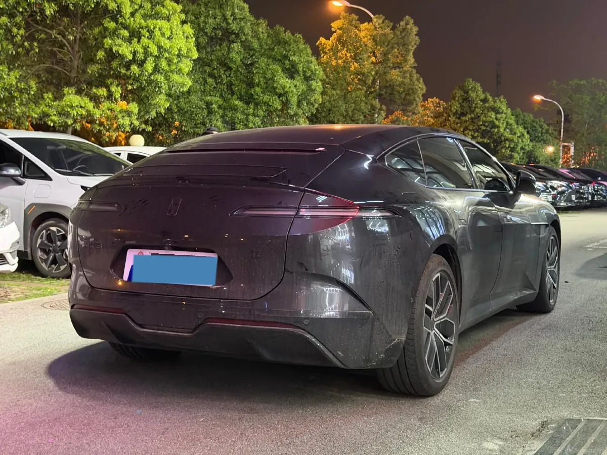 2025 Avatr 12 1.5T 156HP L4 REEV 39.05KWH,autocango,china used car exporter,china ev exporter,chinese used car exporter,chinese used ev exporter