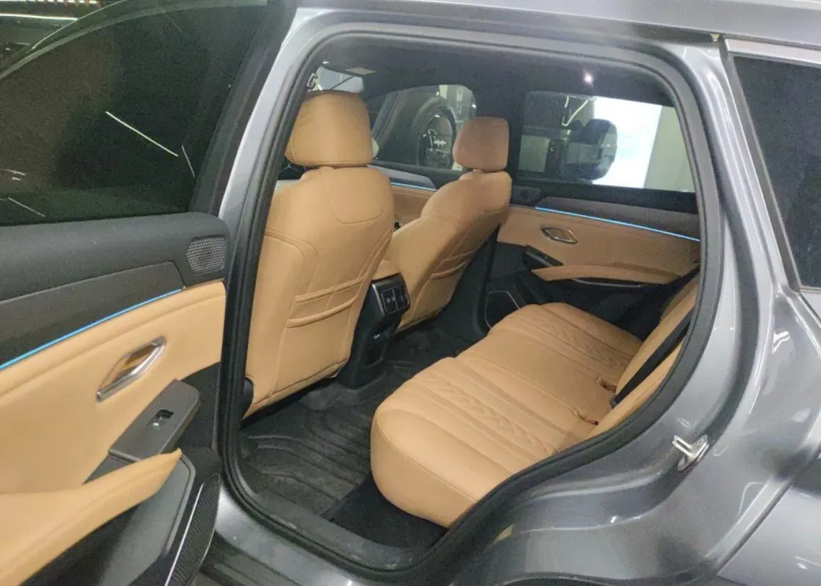 2025 BYD SongL DM-i 1.5L 101HP L4 E-CVT PHEV 26.6KWH,autocango,china used car exporter,china ev exporter,chinese used car exporter,chinese used ev exporter