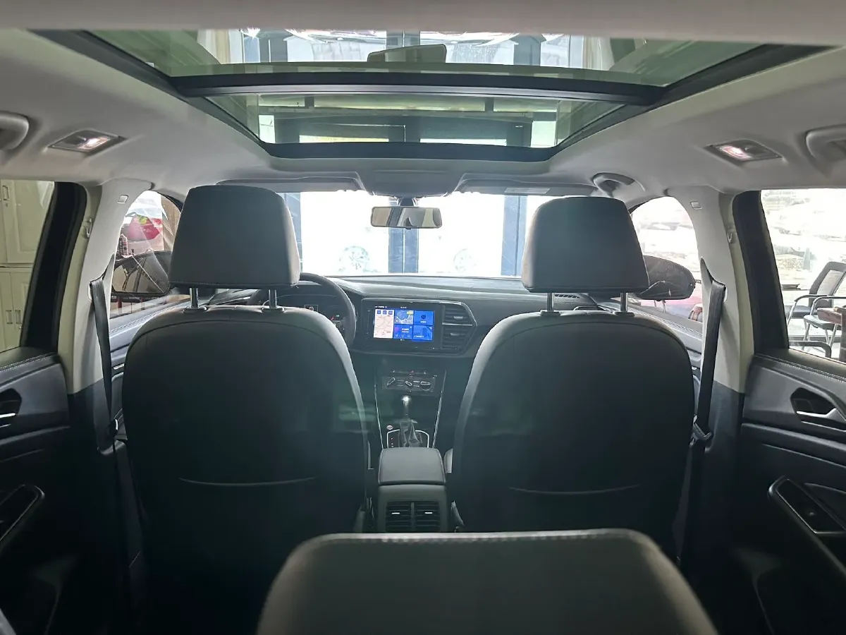 2022 Jetta VS7 1.4T 150HP L4 6AT,autocango,china used car exporter,china ev exporter,chinese used car exporter,chinese used ev exporter