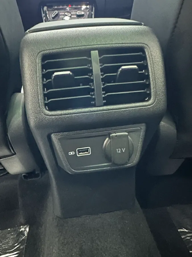 2022 Jetta VS7 1.4T 150HP L4 6AT,autocango,china used car exporter,china ev exporter,chinese used car exporter,chinese used ev exporter