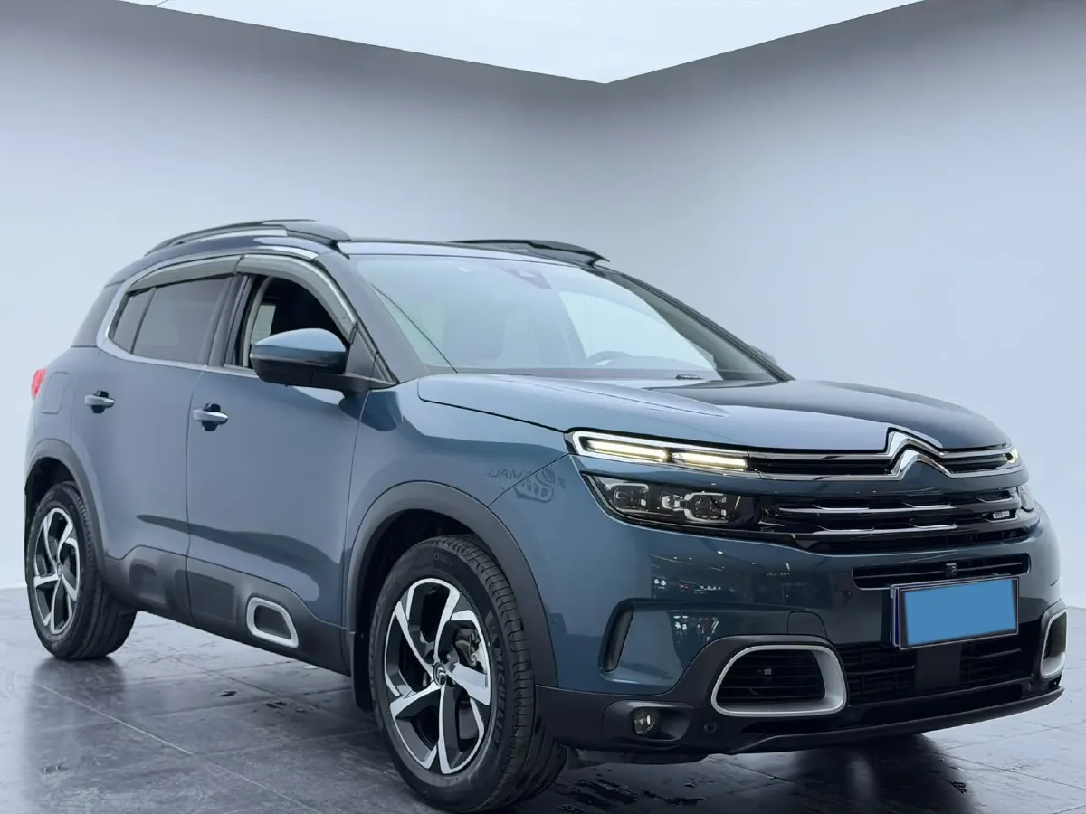 2021 Citroen C5 Aircross 1.8T 211HP L4 8AT,autocango,china used car exporter,china ev exporter,chinese used car exporter,chinese used ev exporter