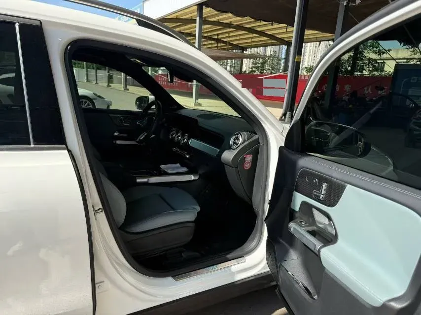 2025 Mercedes-Benz EQB Class BEV 73.5KWH,autocango,china used car exporter,china ev exporter,chinese used car exporter,chinese used ev exporter