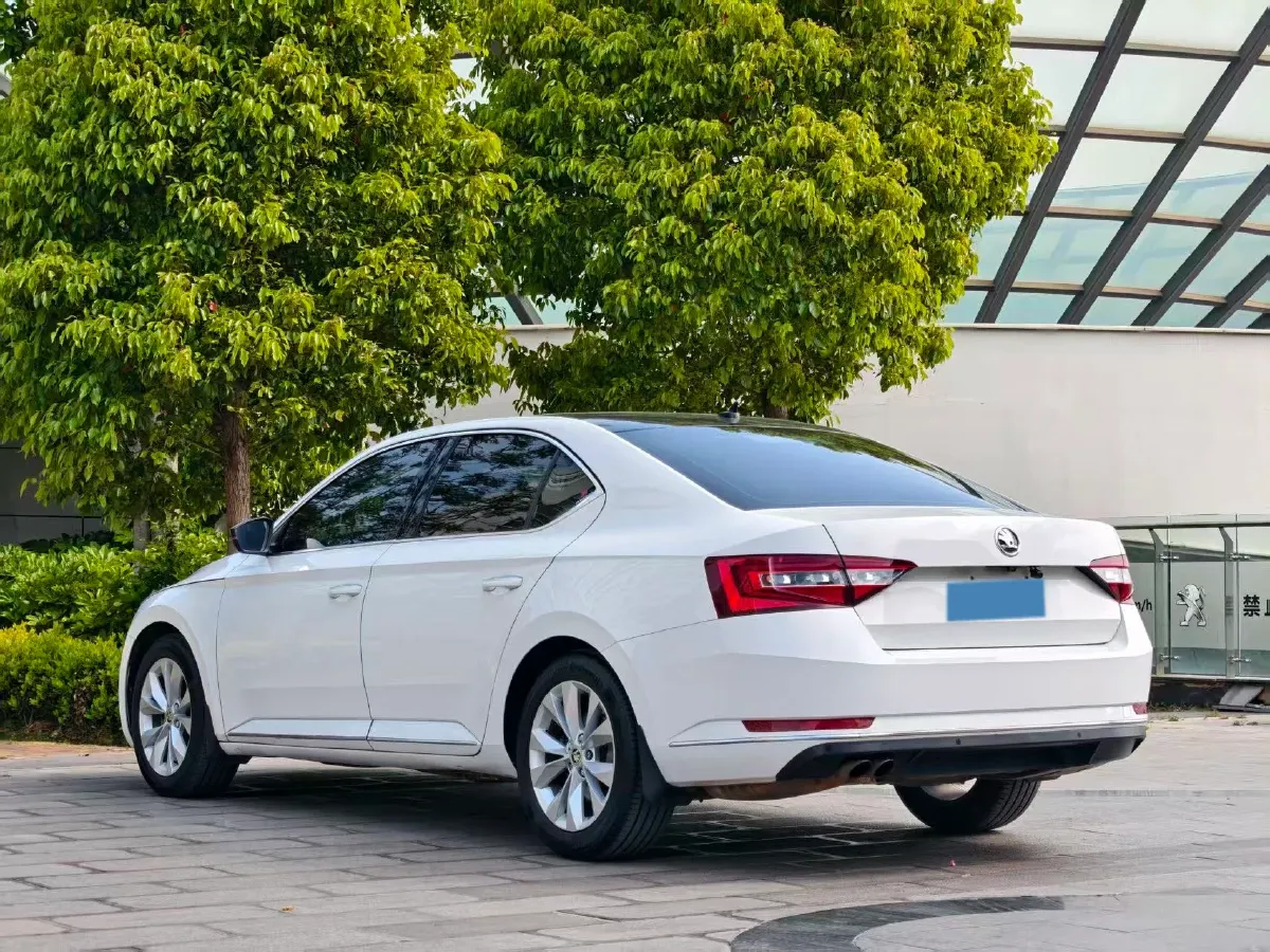 2018 Nissan Terra 2.5L 184HP L4 7AT,autocango,china used car exporter,china ev exporter,chinese used car exporter,chinese used ev exporter