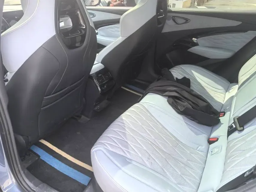 2022 AITO AITO M5 Range Extended 125HP REEV 40KWH,autocango,china used car exporter,china ev exporter,chinese used car exporter,chinese used ev exporter