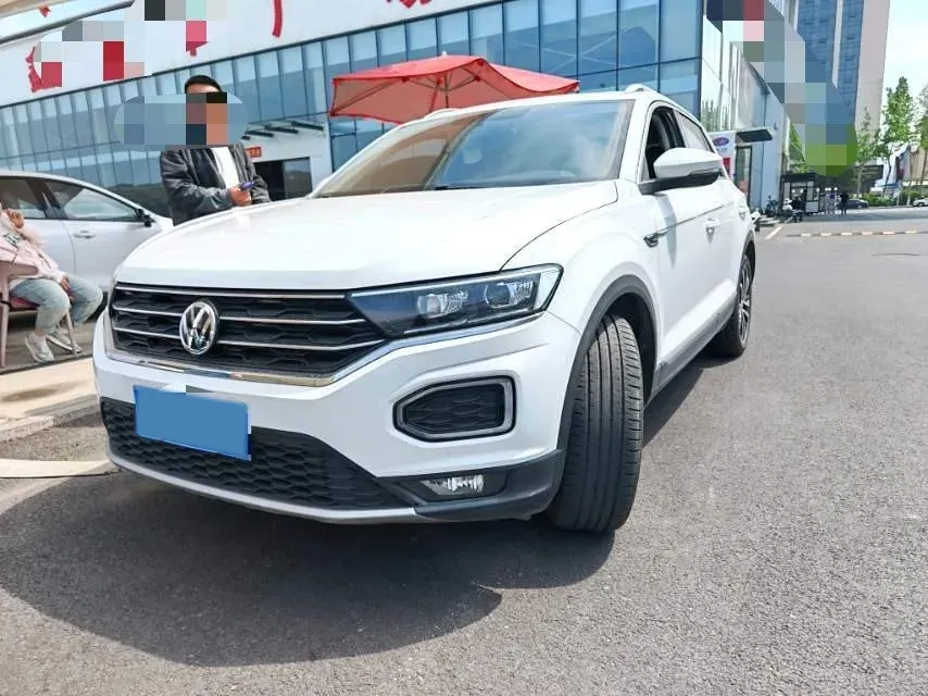 2019 Volkswagen T-Roc 1.4T 150HP L4 7DCT,autocango,china used car exporter,china ev exporter,chinese used car exporter,chinese used ev exporter