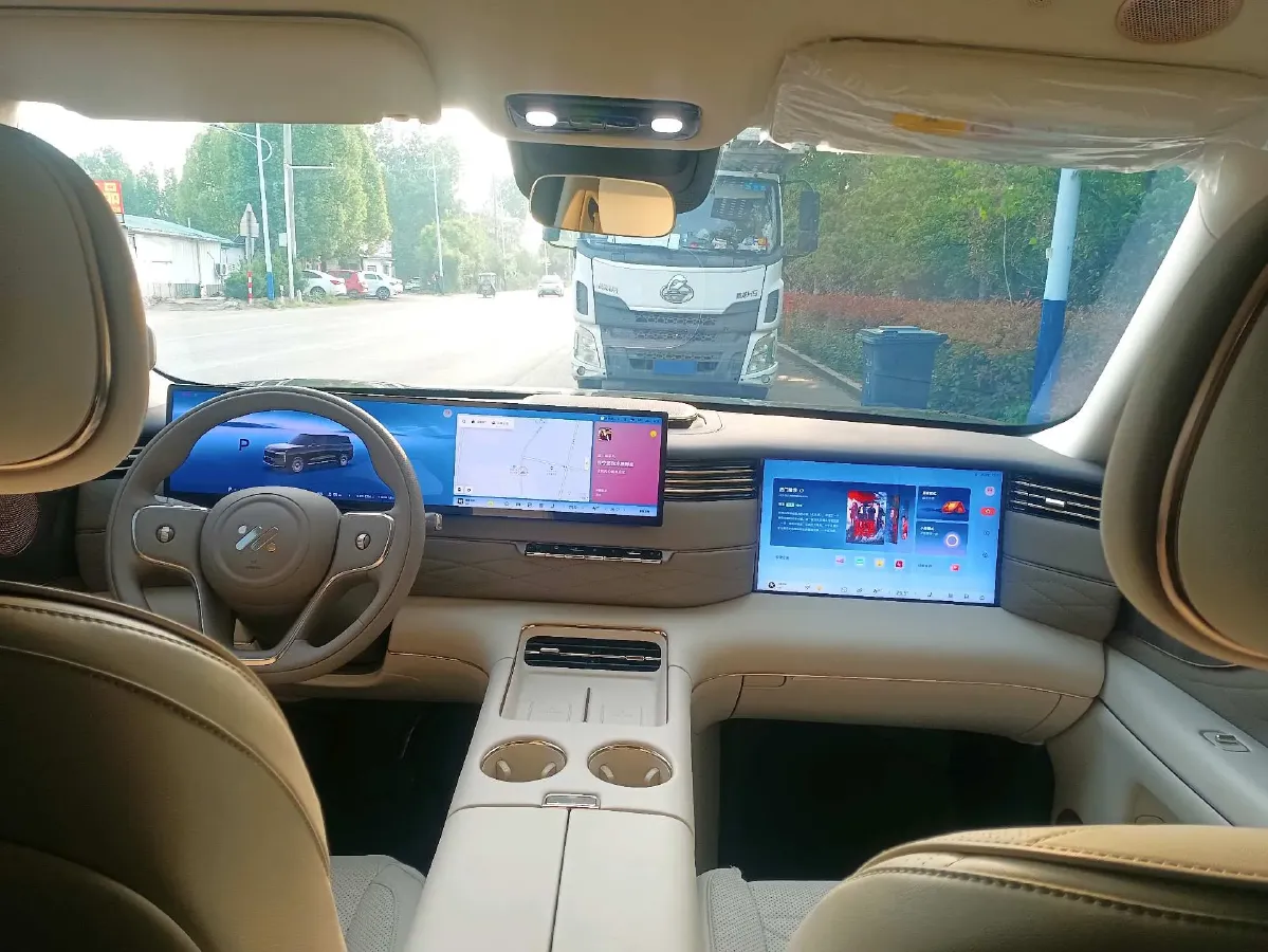 2026 IM LS9 REEV 155HP REEV,autocango,china used car exporter,china ev exporter,chinese used car exporter,chinese used ev exporter