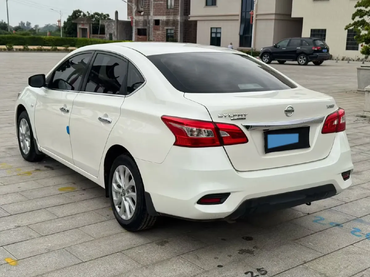 2021 Nissan Sylphy 1.6L 122HP L4 5MT,autocango,china used car exporter,china ev exporter,chinese used car exporter,chinese used ev exporter