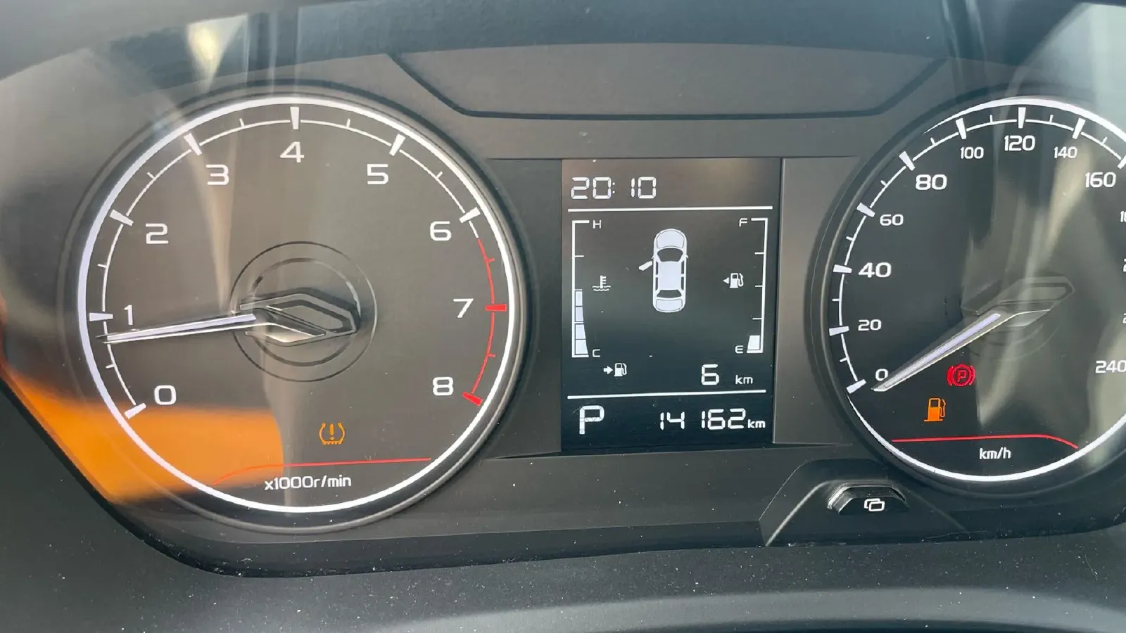 2022 Livan X3 PRO 1.5L 113HP L4 CVT,autocango,china used car exporter,china ev exporter,chinese used car exporter,chinese used ev exporter