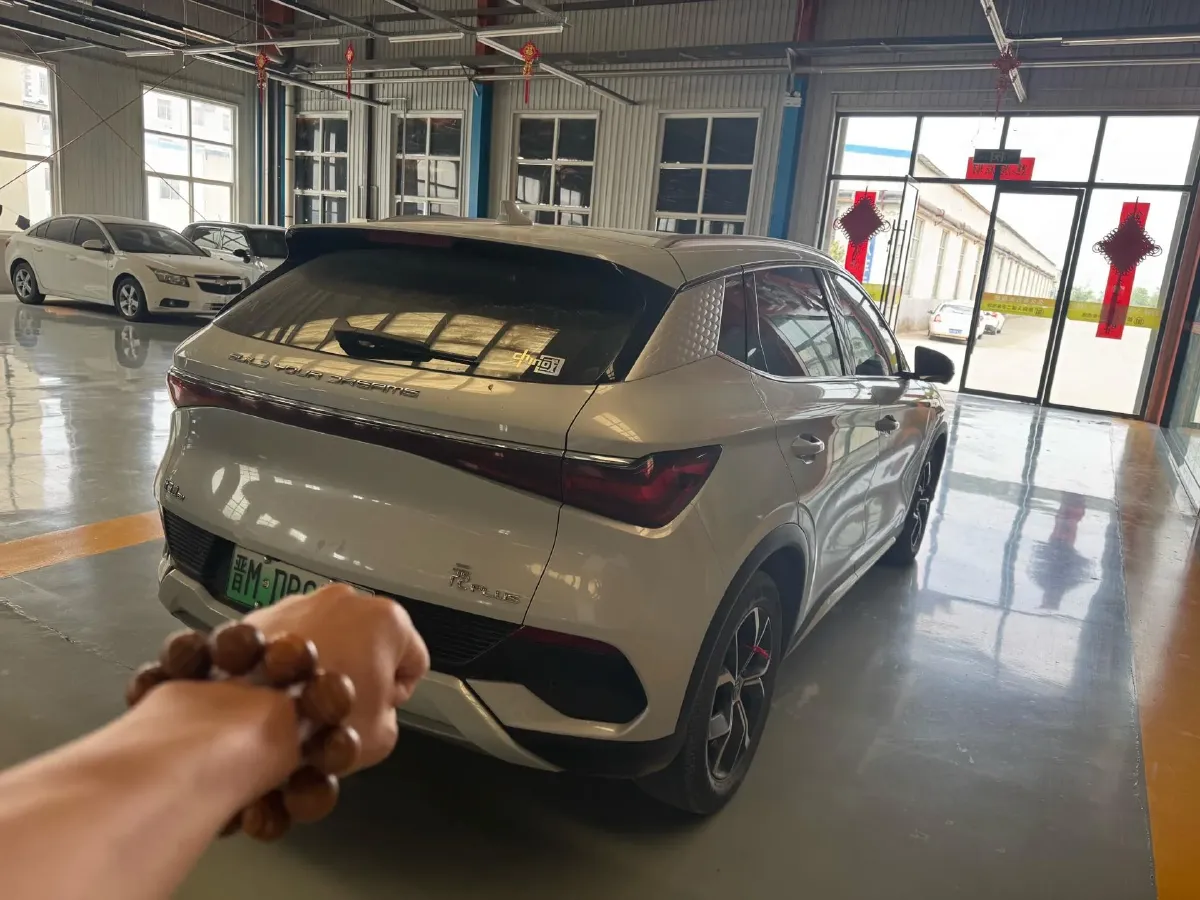 2022 Roewe RX5 MAX 1.5T 181HP L4 6AT,autocango,china used car exporter,china ev exporter,chinese used car exporter,chinese used ev exporter