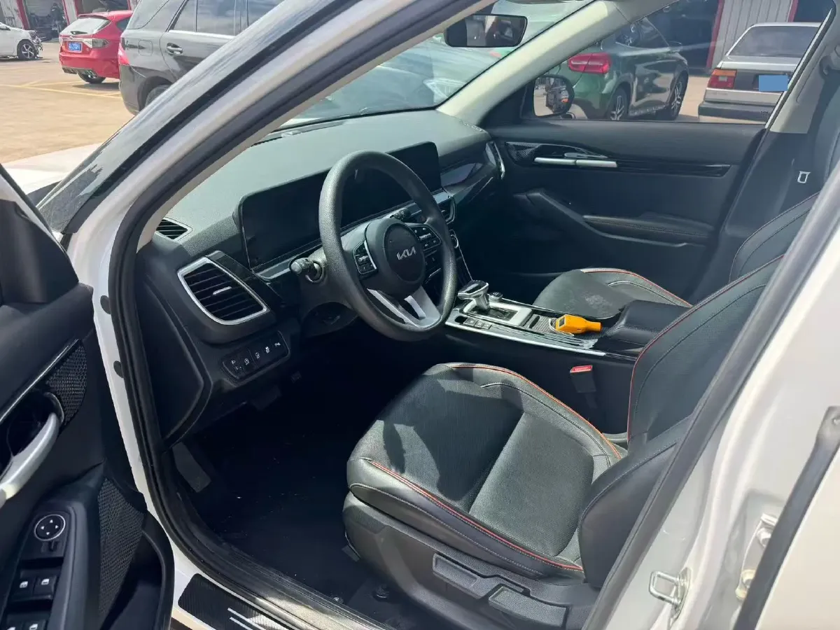 2023 Kia Seltos 1.5L 115HP L4 CVT,autocango,china used car exporter,china ev exporter,chinese used car exporter,chinese used ev exporter