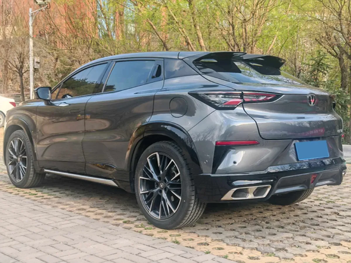 2023 ChangAn UNI-T 1.5T 188HP L4 7DCT,autocango,china used car exporter,china ev exporter,chinese used car exporter,chinese used ev exporter