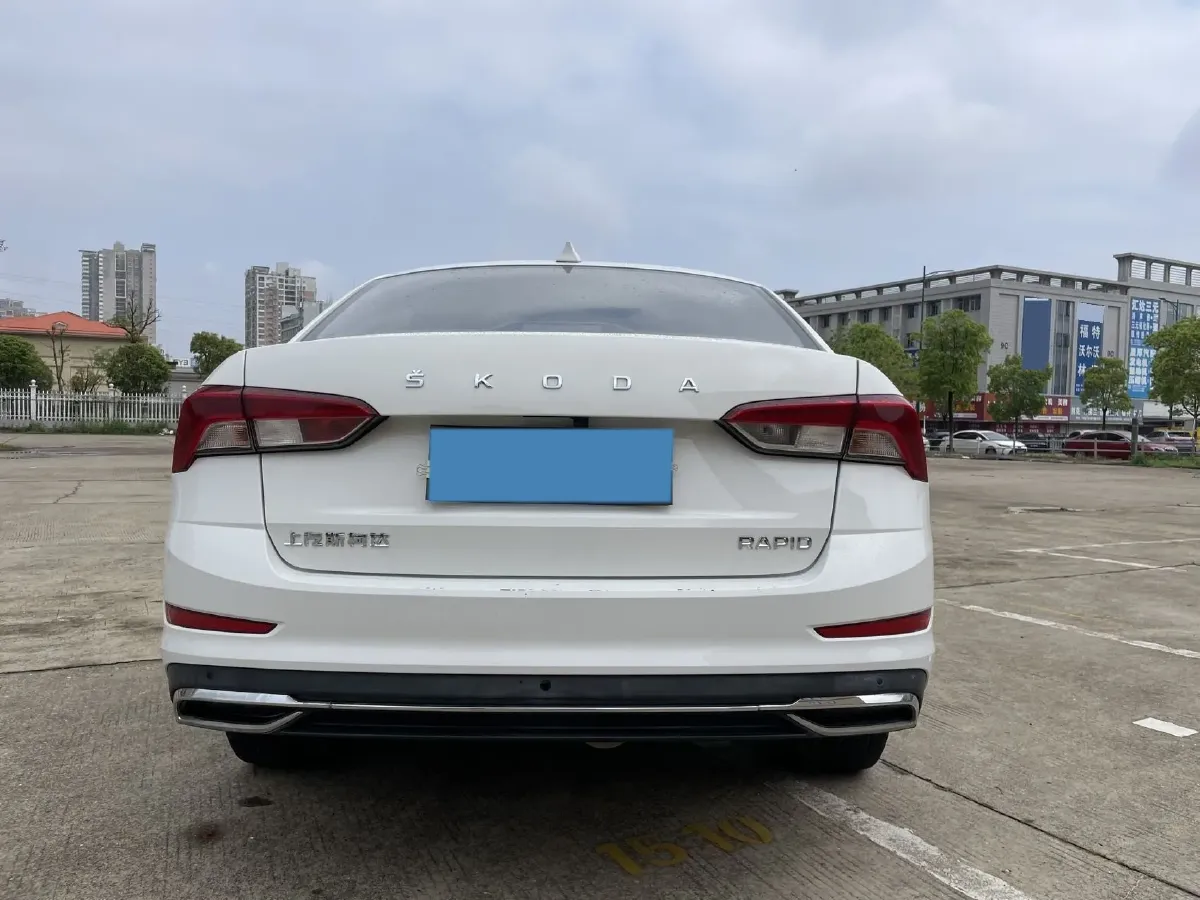 2020 Skoda Rapid 1.5L 112HP L4 6AT,autocango,china used car exporter,china ev exporter,chinese used car exporter,chinese used ev exporter