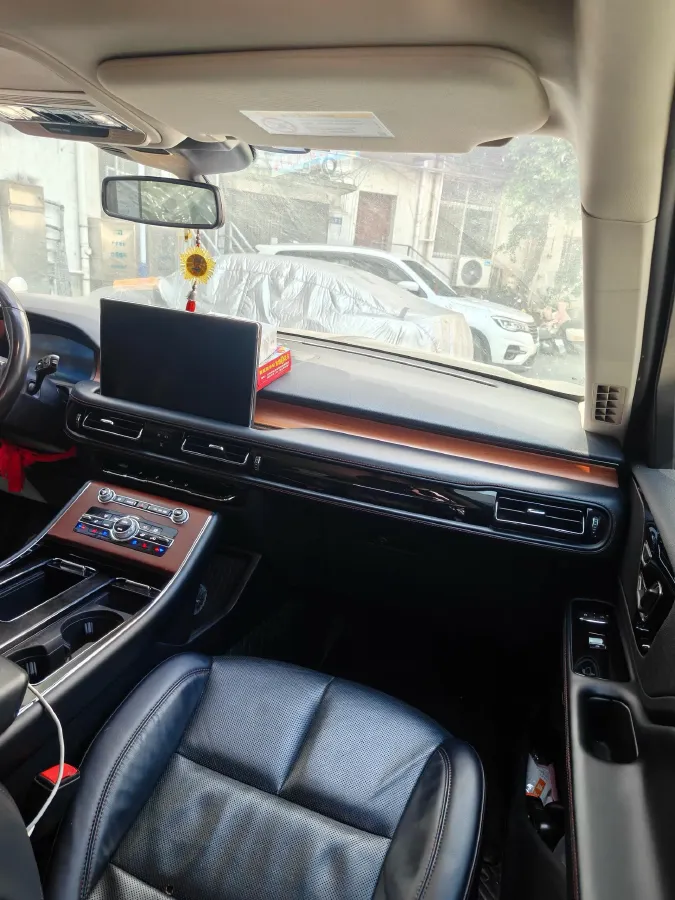 2022 Lincoln Aviator 3.0T 355HP V6 10AT,autocango,china used car exporter,china ev exporter,chinese used car exporter,chinese used ev exporter