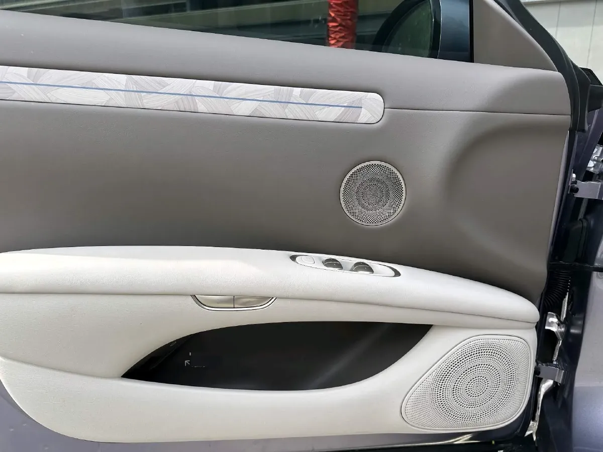 2025 IM L6 BEV,autocango,china used car exporter,china ev exporter,chinese used car exporter,chinese used ev exporter