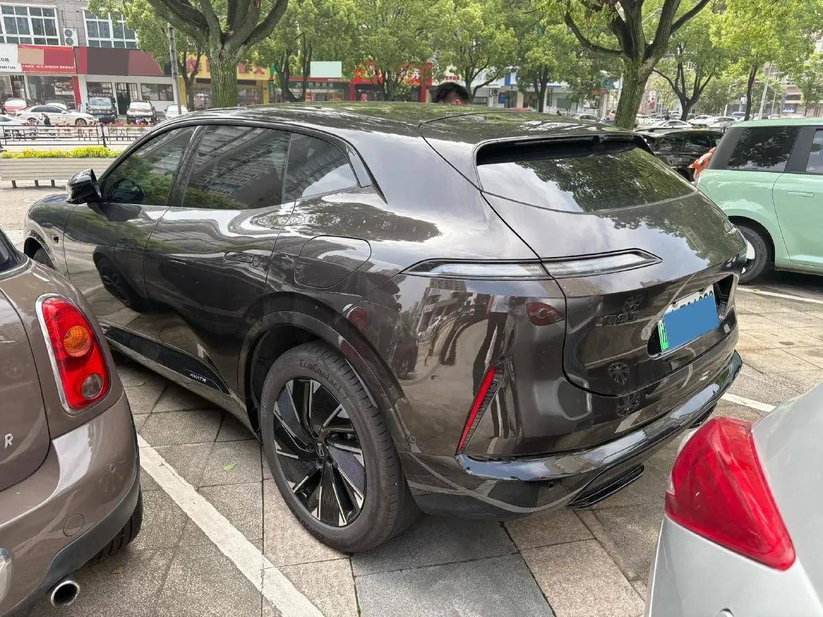 2024 Avatr 07 1.5T 156HP L4 REEV 39.05KWH,autocango,china used car exporter,china ev exporter,chinese used car exporter,chinese used ev exporter