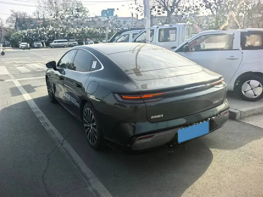 2025 Geely Galaxy Starshine 8 1.5T 163HP L4 3DHT PHEV 27.69KWH,autocango,china used car exporter,china ev exporter,chinese used car exporter,chinese used ev exporter