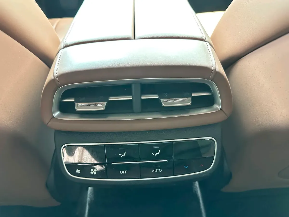 2023 Genesis G80 BEV 86KWH,autocango,china used car exporter,china ev exporter,chinese used car exporter,chinese used ev exporter