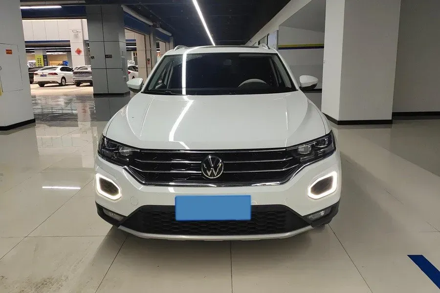 2021 Volkswagen T-Roc 1.4T 150HP L4 7DCT,autocango,china used car exporter,china ev exporter,chinese used car exporter,chinese used ev exporter