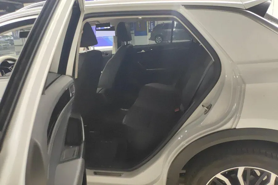 2021 Volkswagen T-Roc 1.4T 150HP L4 7DCT,autocango,china used car exporter,china ev exporter,chinese used car exporter,chinese used ev exporter