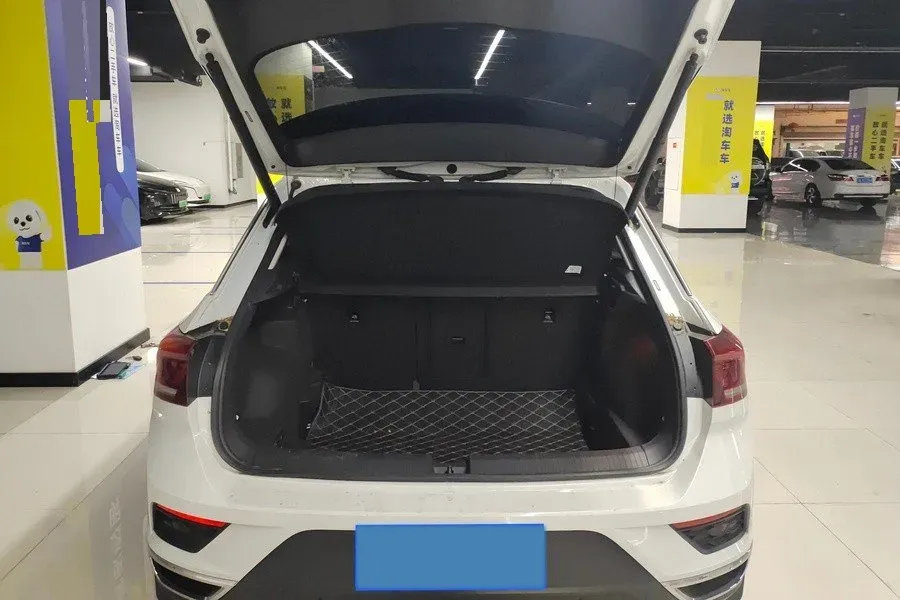 2021 Volkswagen T-Roc 1.4T 150HP L4 7DCT,autocango,china used car exporter,china ev exporter,chinese used car exporter,chinese used ev exporter