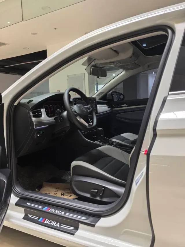 2023 Volkswagen Bora 1.4T 150HP L4 7DCT,autocango,china used car exporter,china ev exporter,chinese used car exporter,chinese used ev exporter