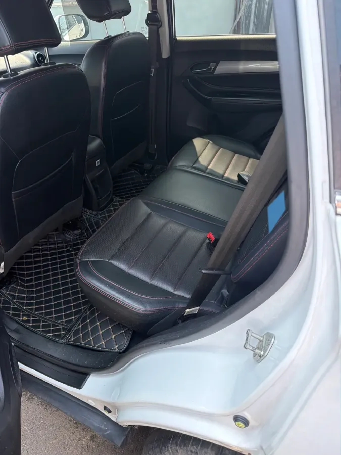 2019 KaiYi X3 1.5L 116HP L4 5MT,autocango,china used car exporter,china ev exporter,chinese used car exporter,chinese used ev exporter