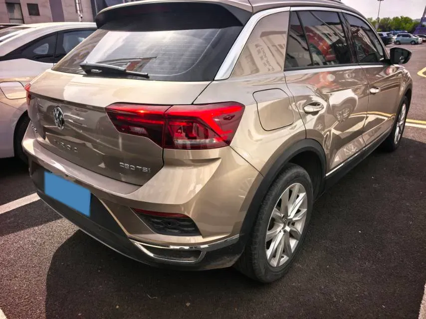 2020 Volkswagen T-Roc 1.4T 131HP L4 7DCT,autocango,china used car exporter,china ev exporter,chinese used car exporter,chinese used ev exporter