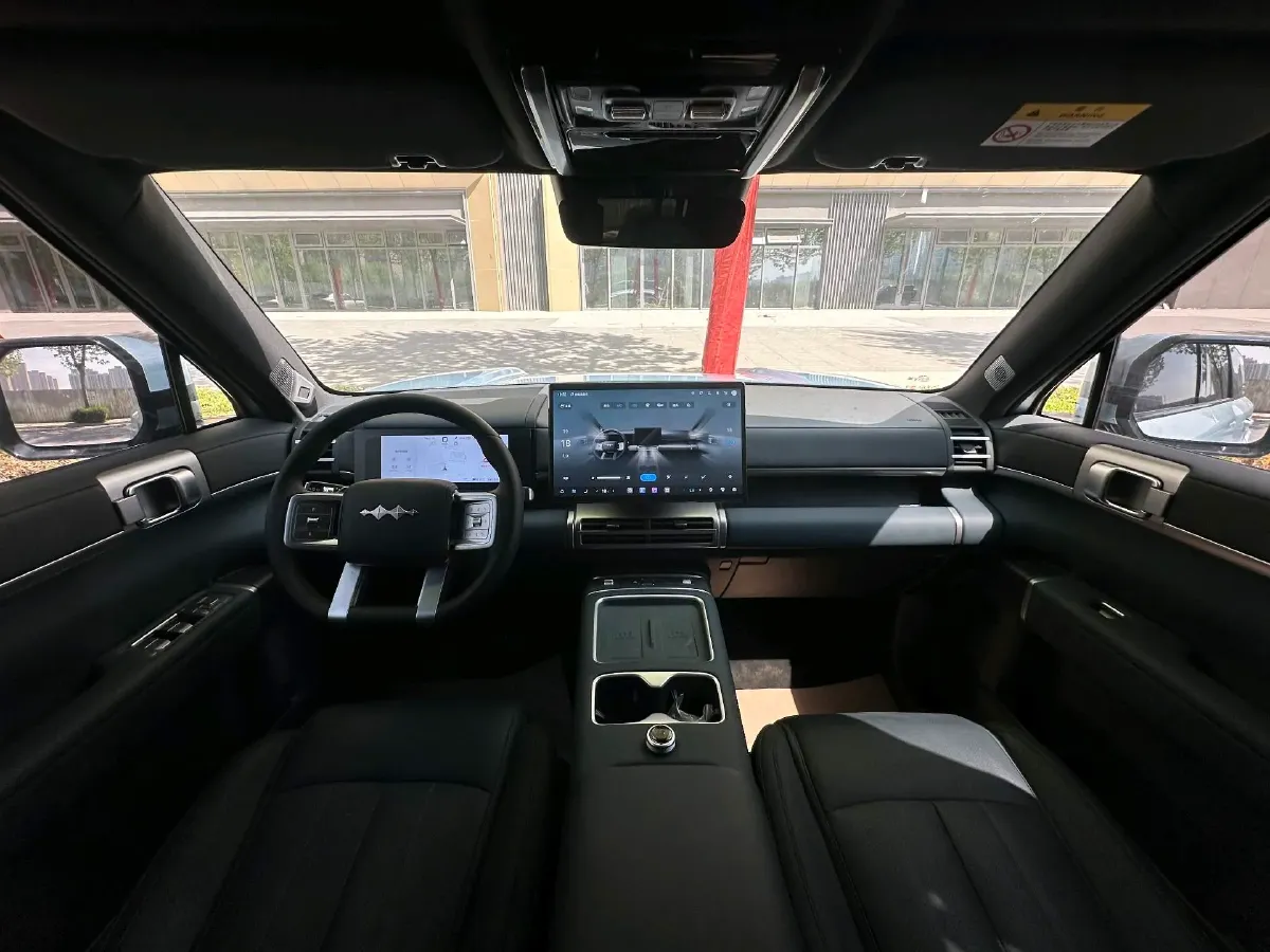 2025 FangChengBao Tai 7 1.5T 156HP L4 E-CVT PHEV,autocango,china used car exporter,china ev exporter,chinese used car exporter,chinese used ev exporter