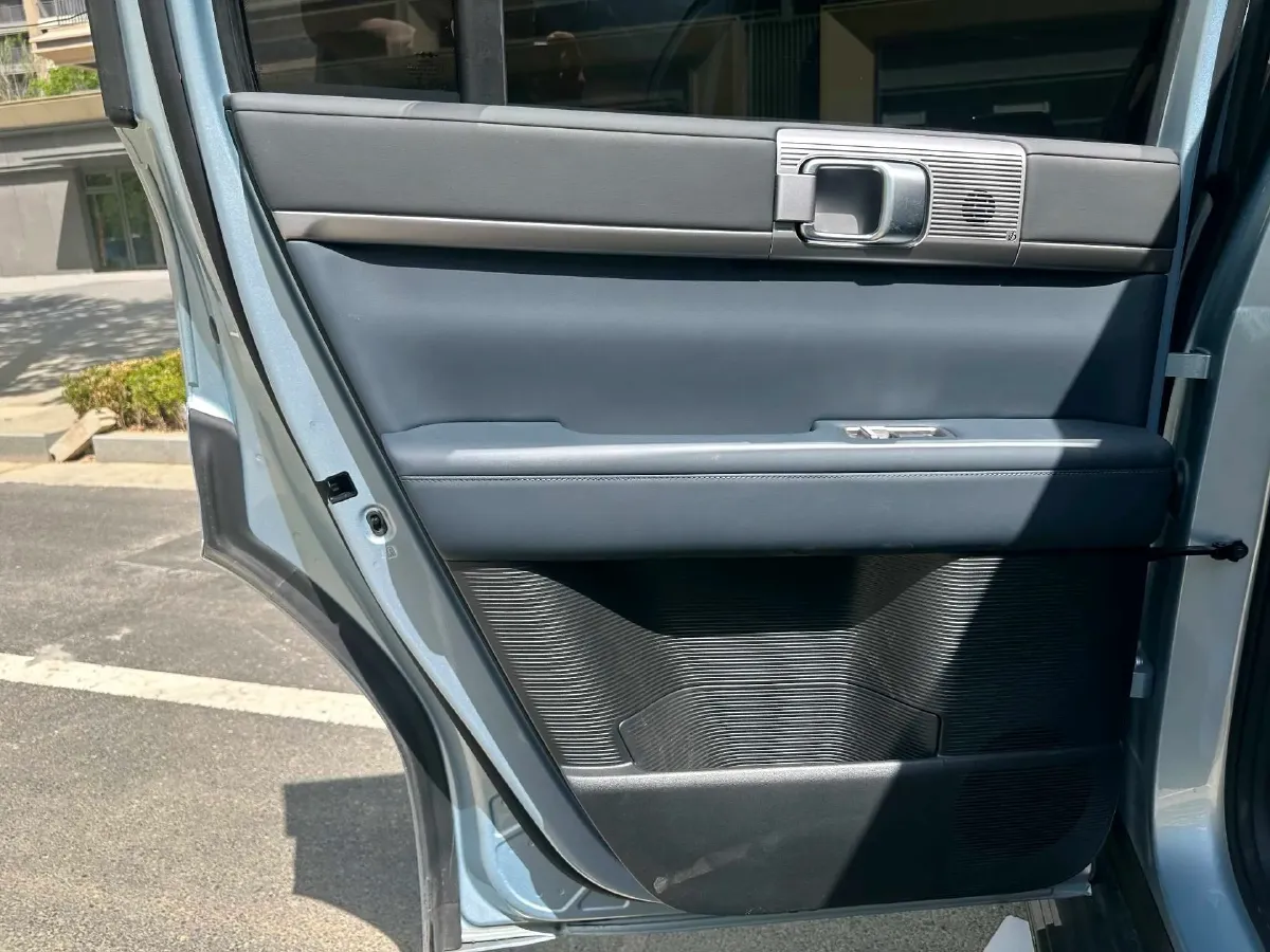 2025 FangChengBao Tai 7 1.5T 156HP L4 E-CVT PHEV,autocango,china used car exporter,china ev exporter,chinese used car exporter,chinese used ev exporter