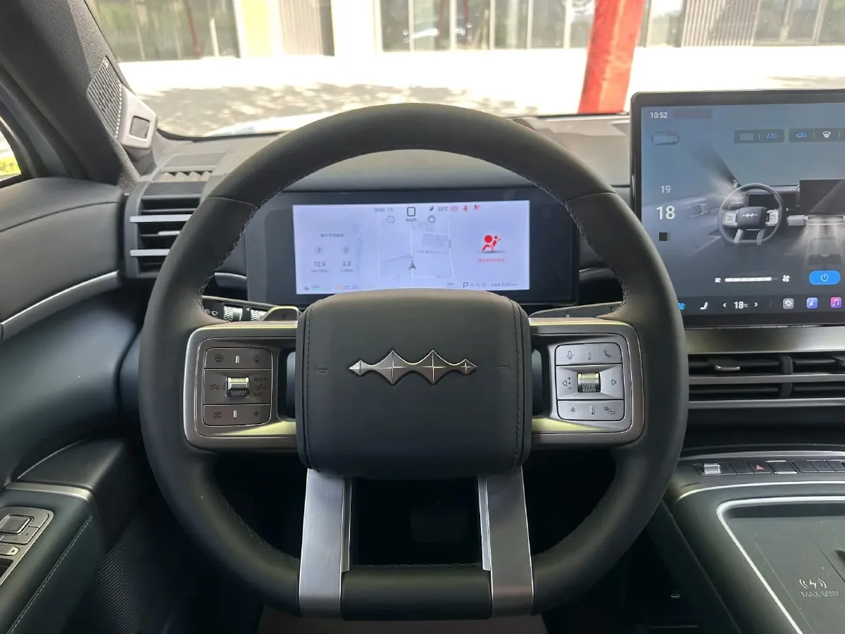 2025 FangChengBao Tai 7 1.5T 156HP L4 E-CVT PHEV,autocango,china used car exporter,china ev exporter,chinese used car exporter,chinese used ev exporter