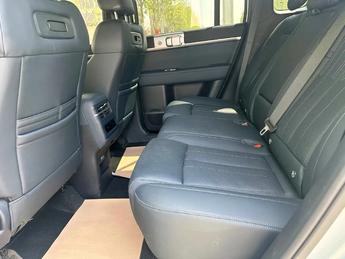 2025 FangChengBao Tai 7 1.5T 156HP L4 E-CVT PHEV,autocango,china used car exporter,china ev exporter,chinese used car exporter,chinese used ev exporter