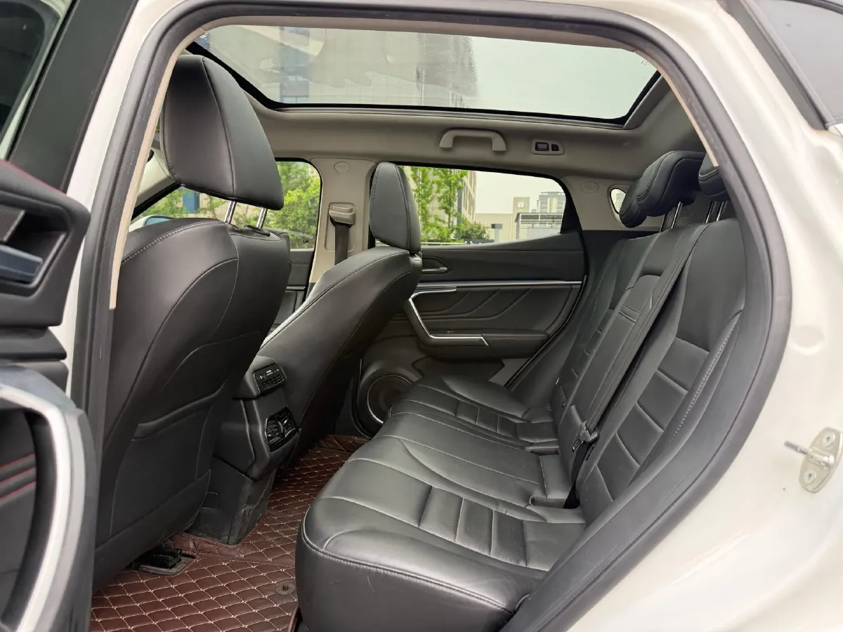 2019 WEY VV5 2.0T 224HP L4 7DCT,autocango,china used car exporter,china ev exporter,chinese used car exporter,chinese used ev exporter