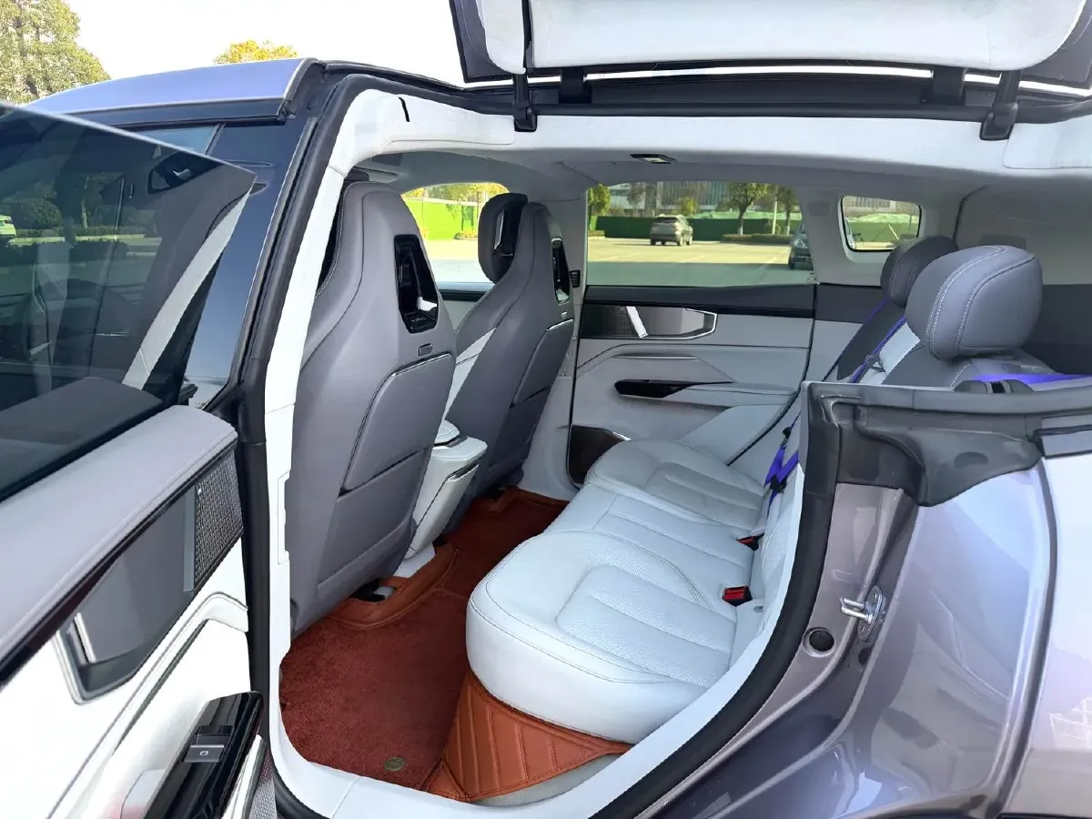 2023 HiPhi Y BEV 76.6KWH,autocango,china used car exporter,china ev exporter,chinese used car exporter,chinese used ev exporter