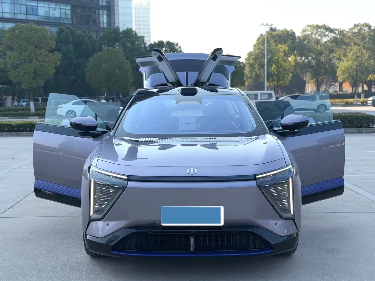 2023 HiPhi Y BEV 76.6KWH,autocango,china used car exporter,china ev exporter,chinese used car exporter,chinese used ev exporter