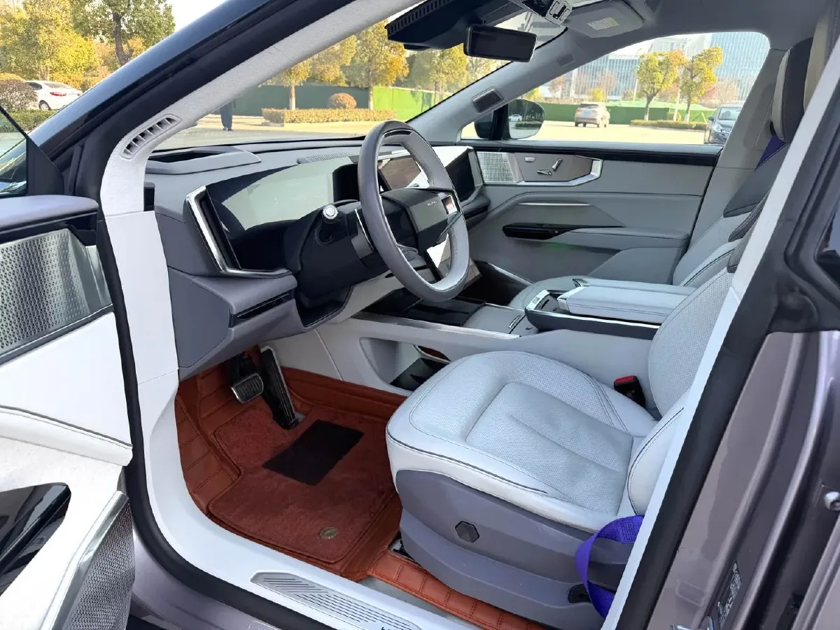 2023 HiPhi Y BEV 76.6KWH,autocango,china used car exporter,china ev exporter,chinese used car exporter,chinese used ev exporter