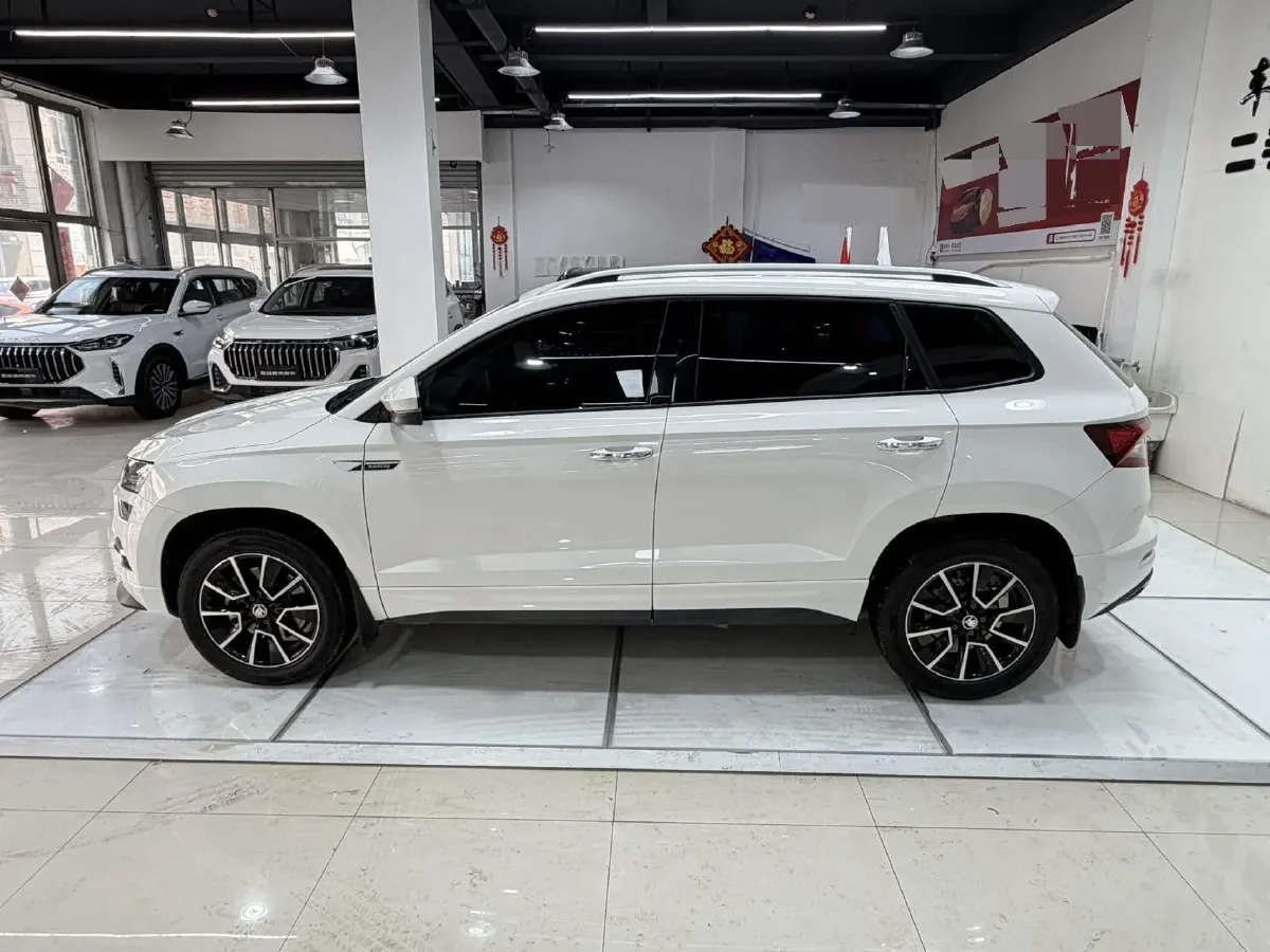 2022 Skoda Karoq 1.4T 150HP L4 7DCT,autocango,china used car exporter,china ev exporter,chinese used car exporter,chinese used ev exporter