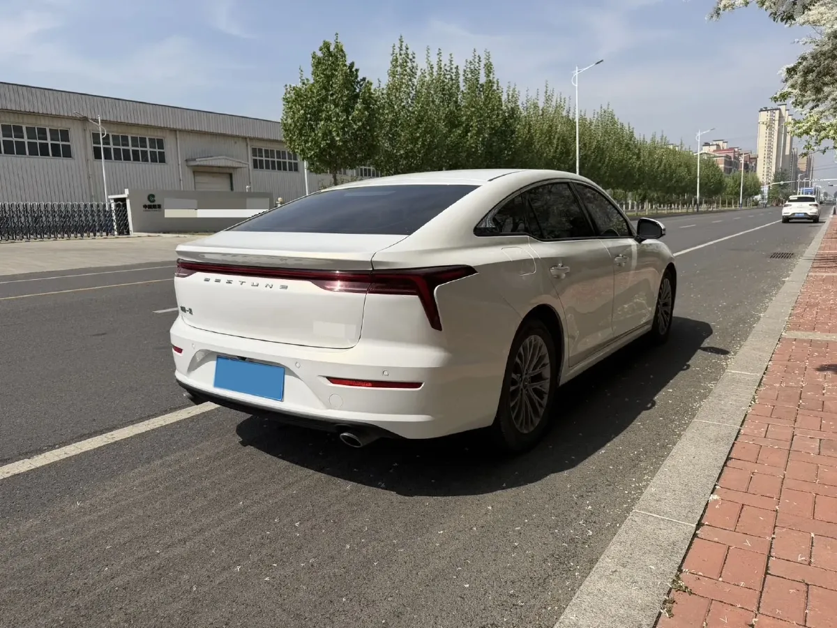 2023 Bestune B70 1.5T 169HP L4 7DCT,autocango,china used car exporter,china ev exporter,chinese used car exporter,chinese used ev exporter