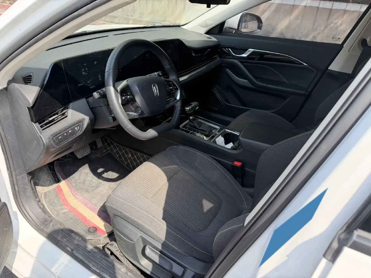 2023 Bestune B70 1.5T 169HP L4 7DCT,autocango,china used car exporter,china ev exporter,chinese used car exporter,chinese used ev exporter