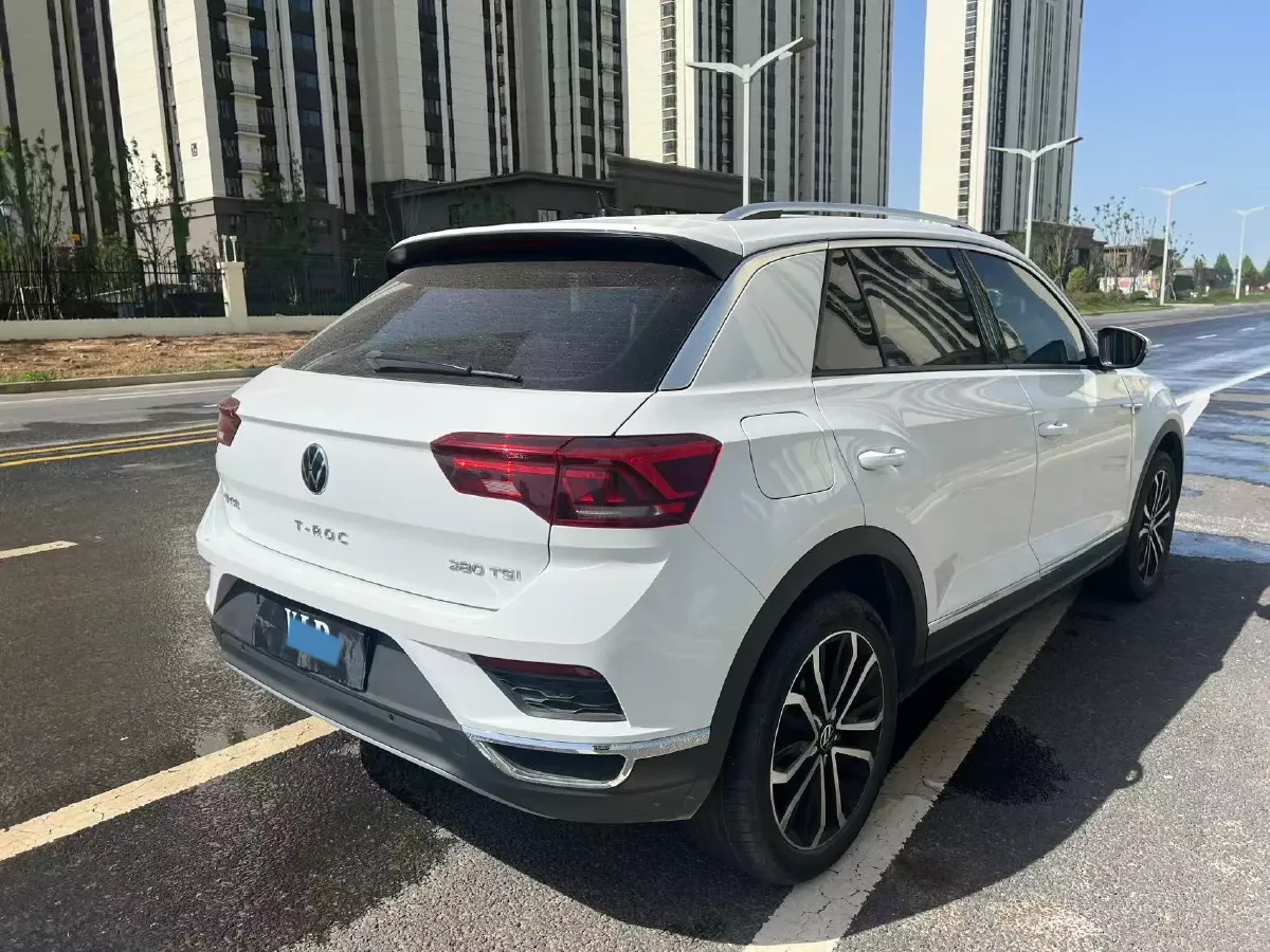2022 Volkswagen T-Roc 1.4T 150HP L4 7DCT,autocango,china used car exporter,china ev exporter,chinese used car exporter,chinese used ev exporter
