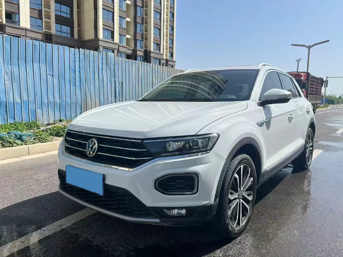 2022 Volkswagen T-Roc 1.4T 150HP L4 7DCT,autocango,china used car exporter,china ev exporter,chinese used car exporter,chinese used ev exporter