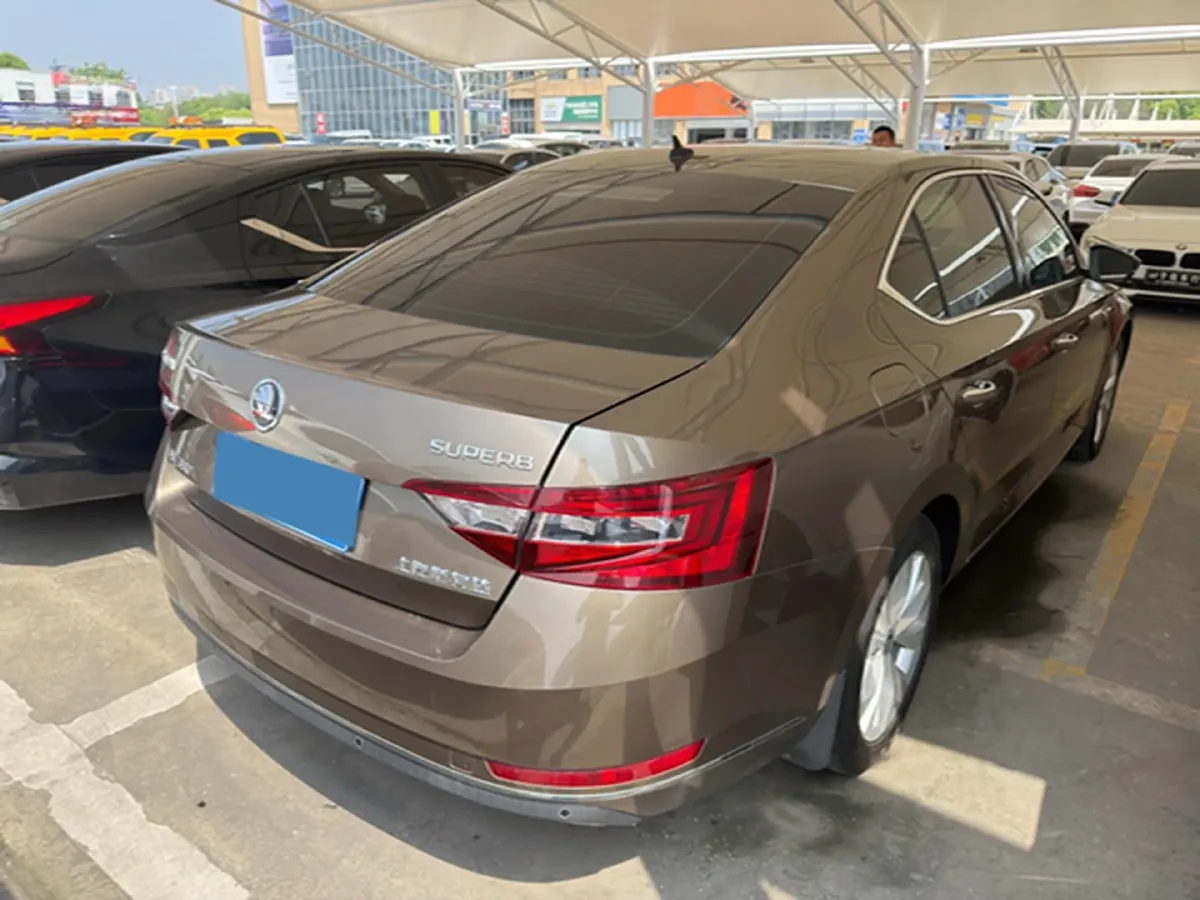 2018 Nissan Terra 2.5L 184HP L4 7AT,autocango,china used car exporter,china ev exporter,chinese used car exporter,chinese used ev exporter