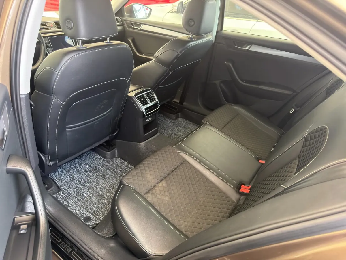 2018 Nissan Terra 2.5L 184HP L4 7AT,autocango,china used car exporter,china ev exporter,chinese used car exporter,chinese used ev exporter